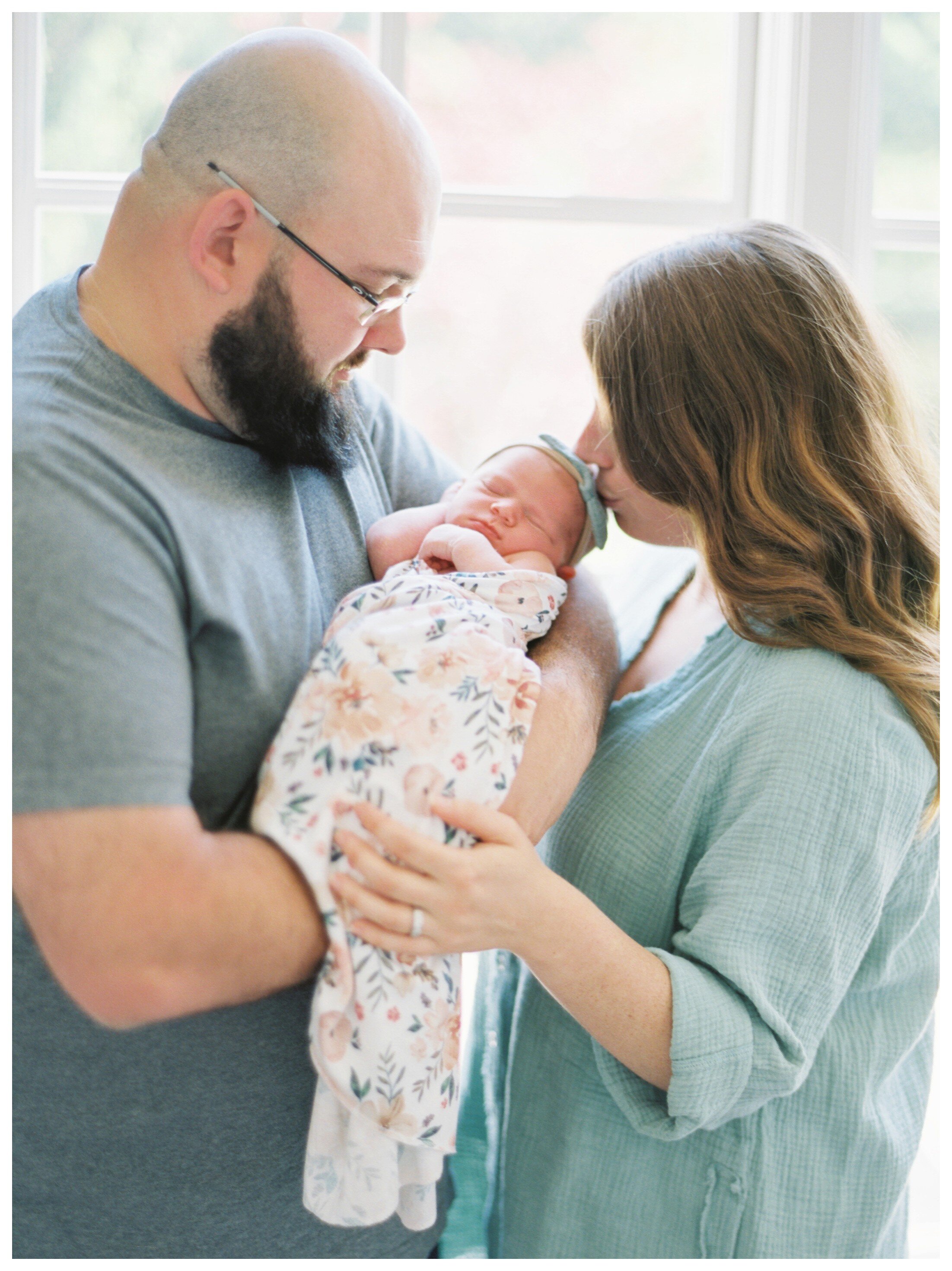 Carmel Family Newborn Lifestyle Session_0012.jpg