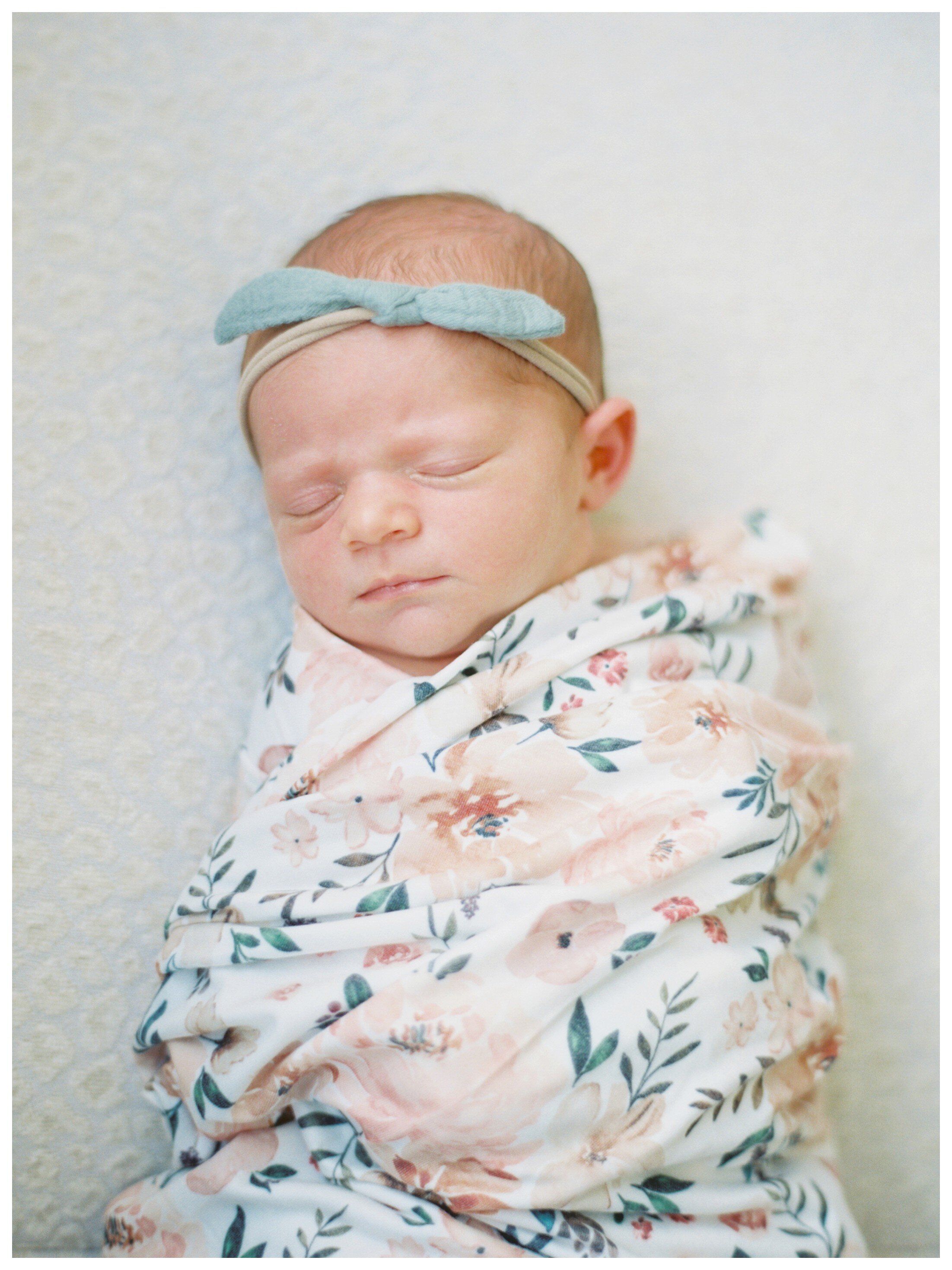 Carmel Family Newborn Lifestyle Session_0046.jpg