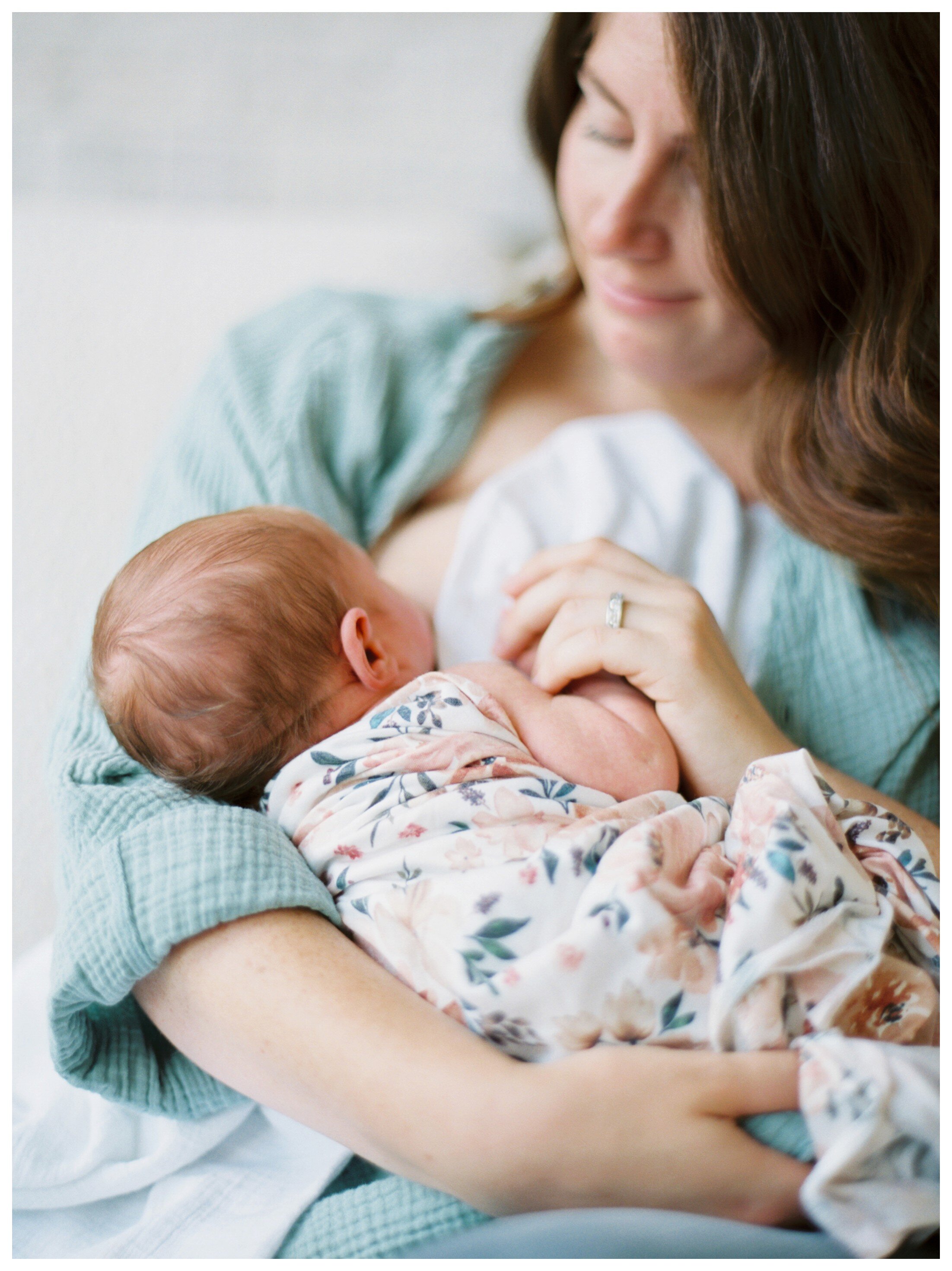 Carmel Family Newborn Lifestyle Session_0022.jpg