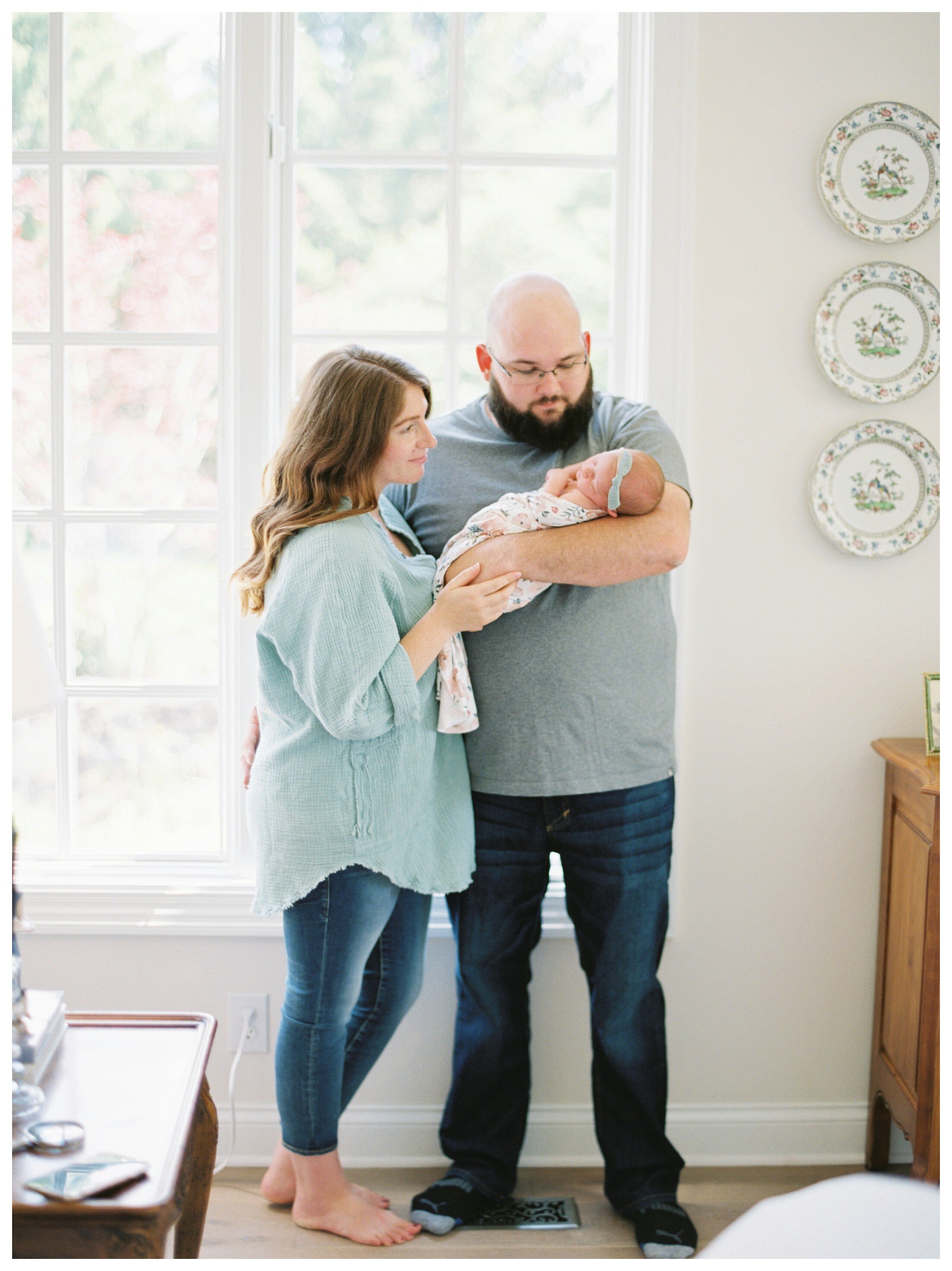 Carmel Family Newborn Lifestyle Session_0010.jpg