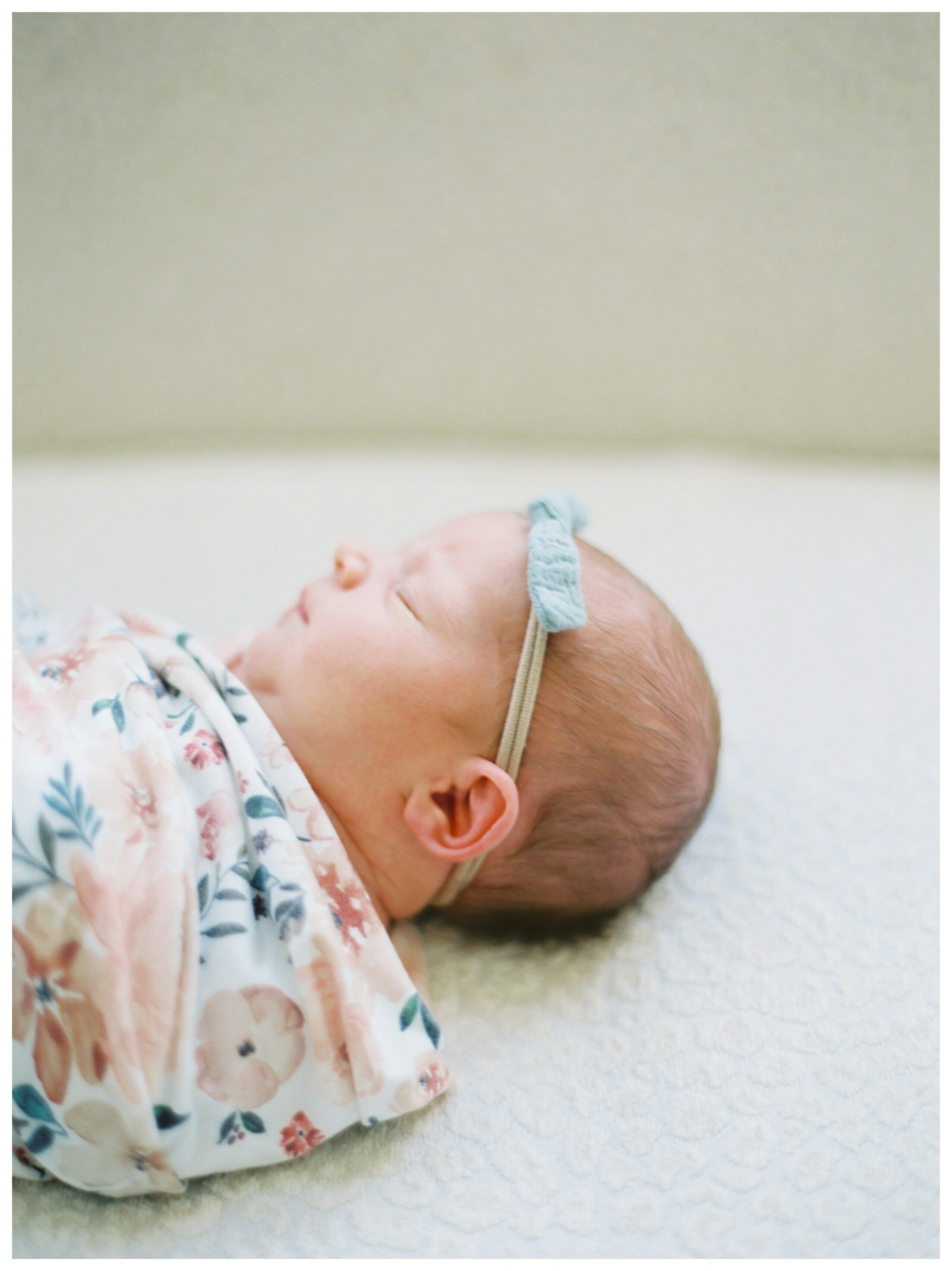 Carmel Family Newborn Lifestyle Session_0041.jpg