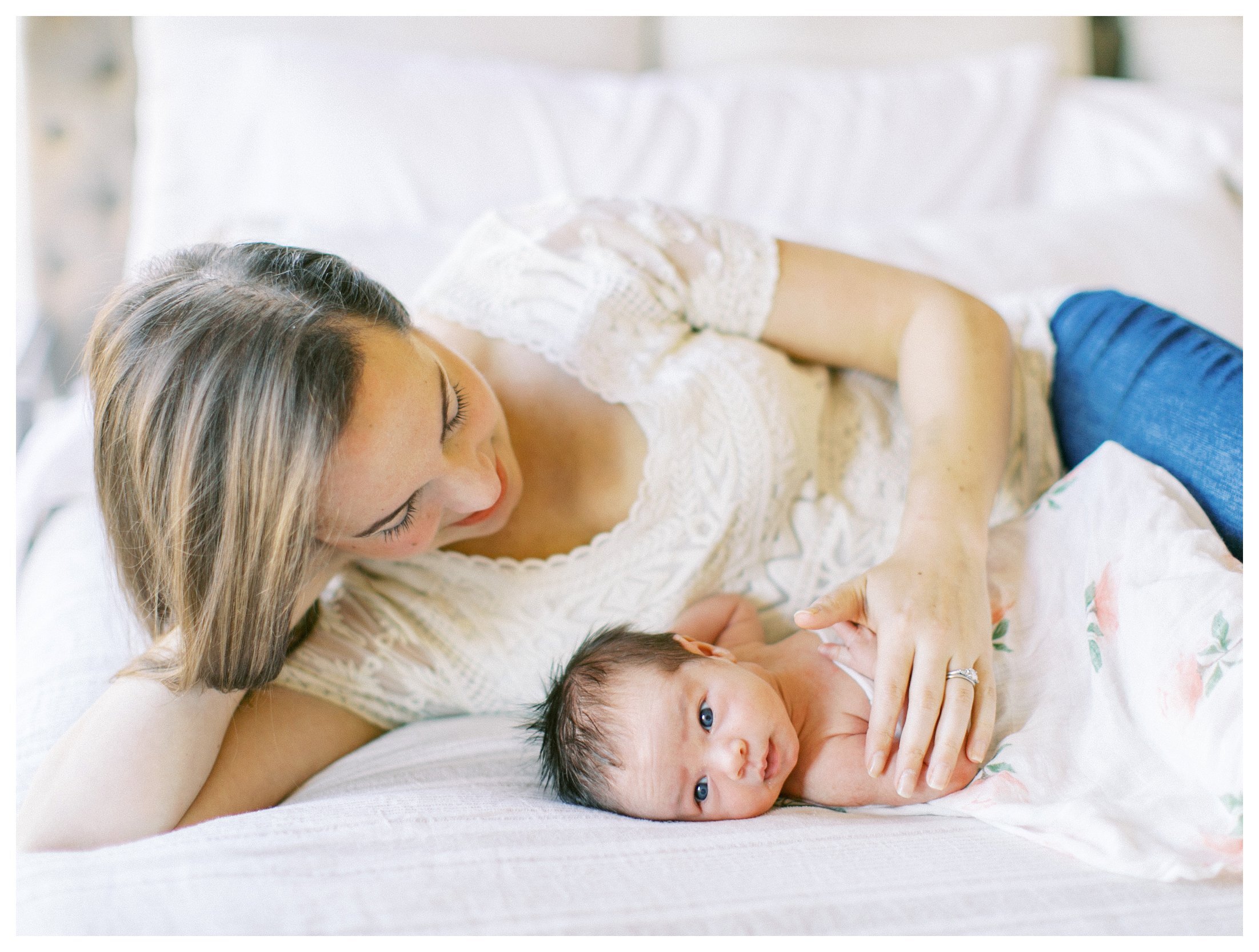 Downtown Indy Family Newborn Lifestyle Session_0008.jpg