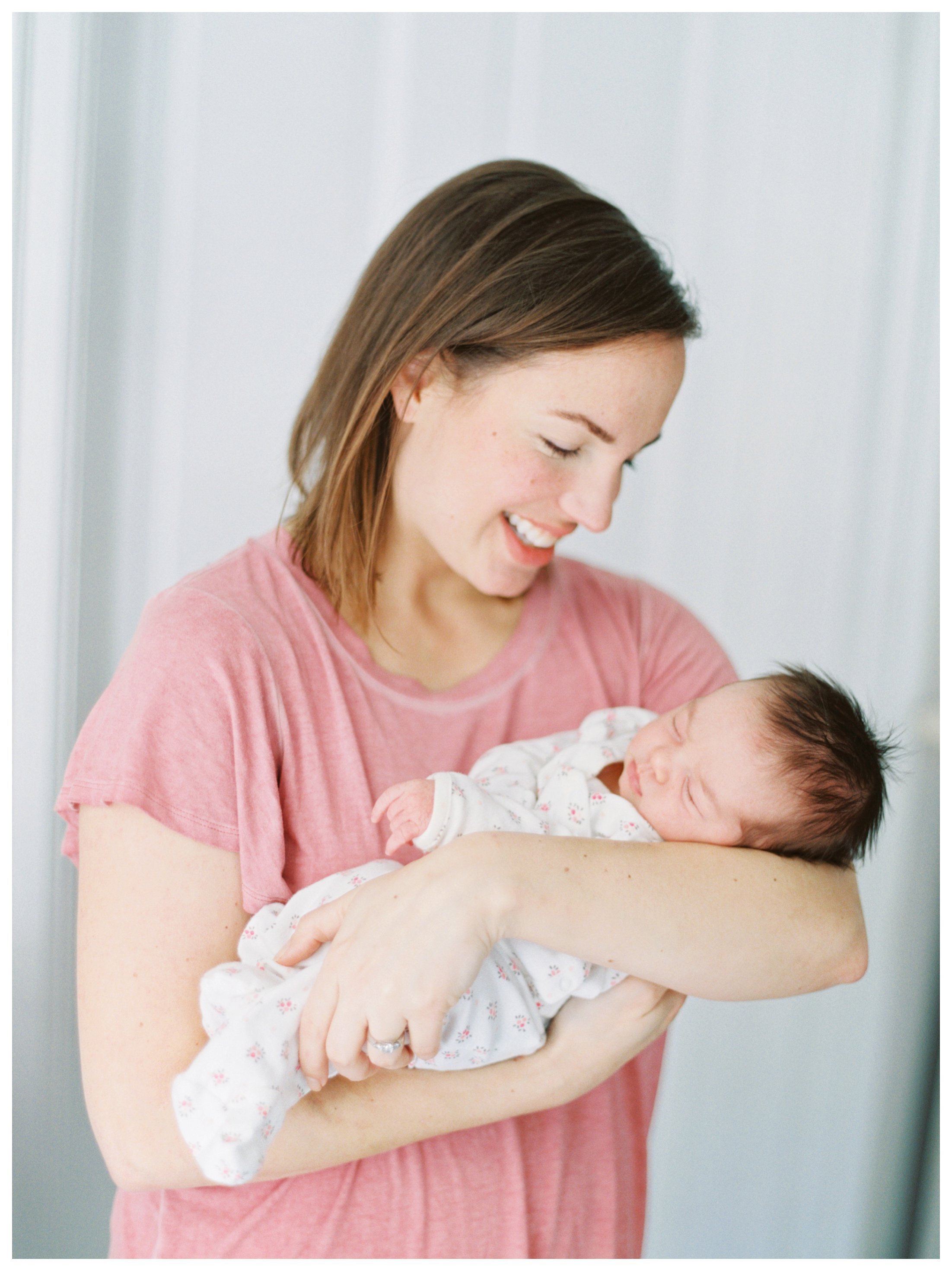 Downtown Indy Family Newborn Lifestyle Session_0033.jpg