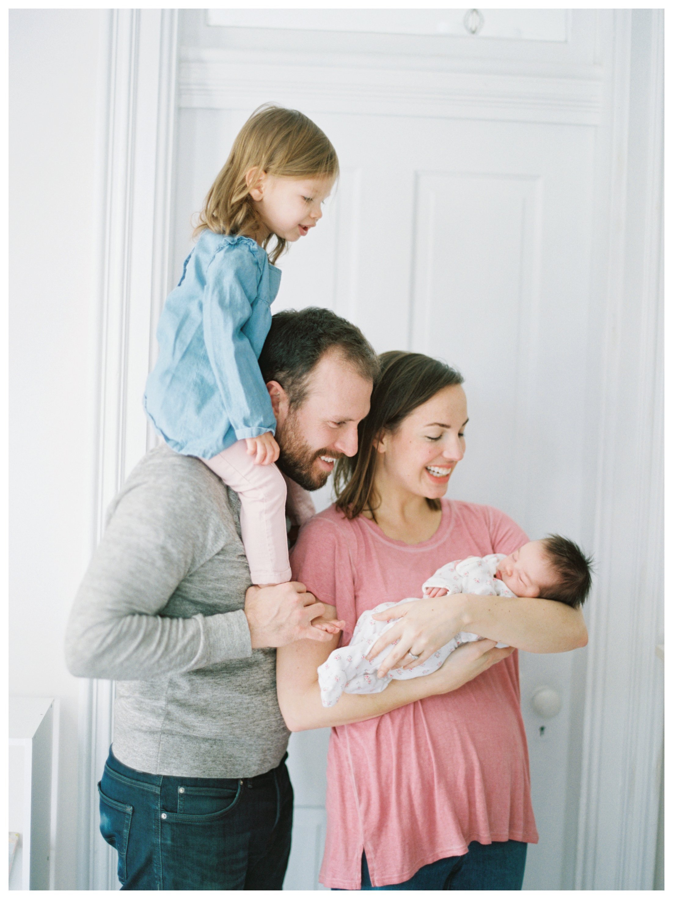 Downtown Indy Family Newborn Lifestyle Session_0036.jpg