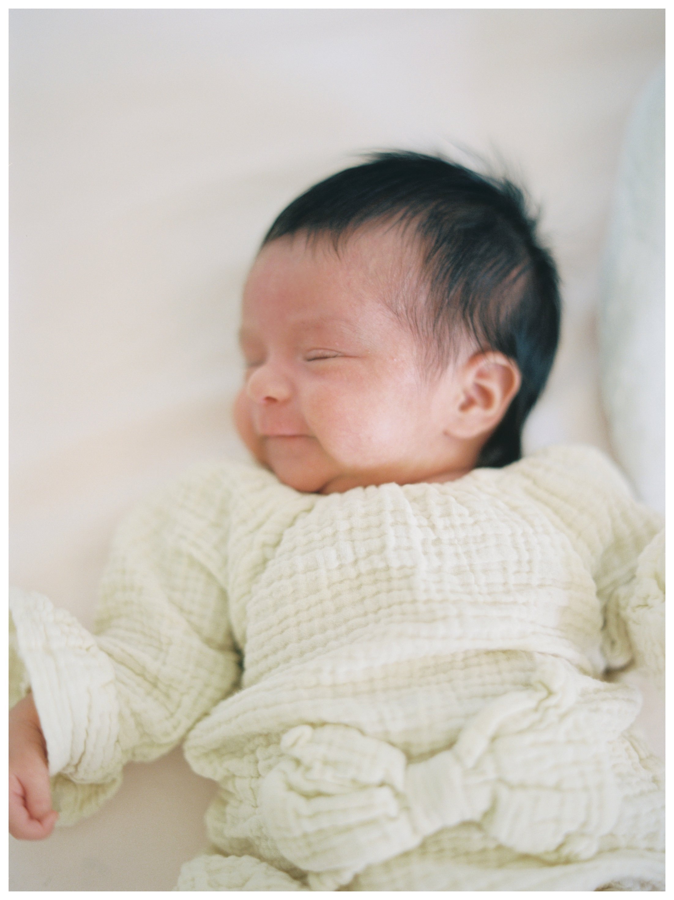 Fishers Newborn Photographer - Baby Emma_0009.jpg