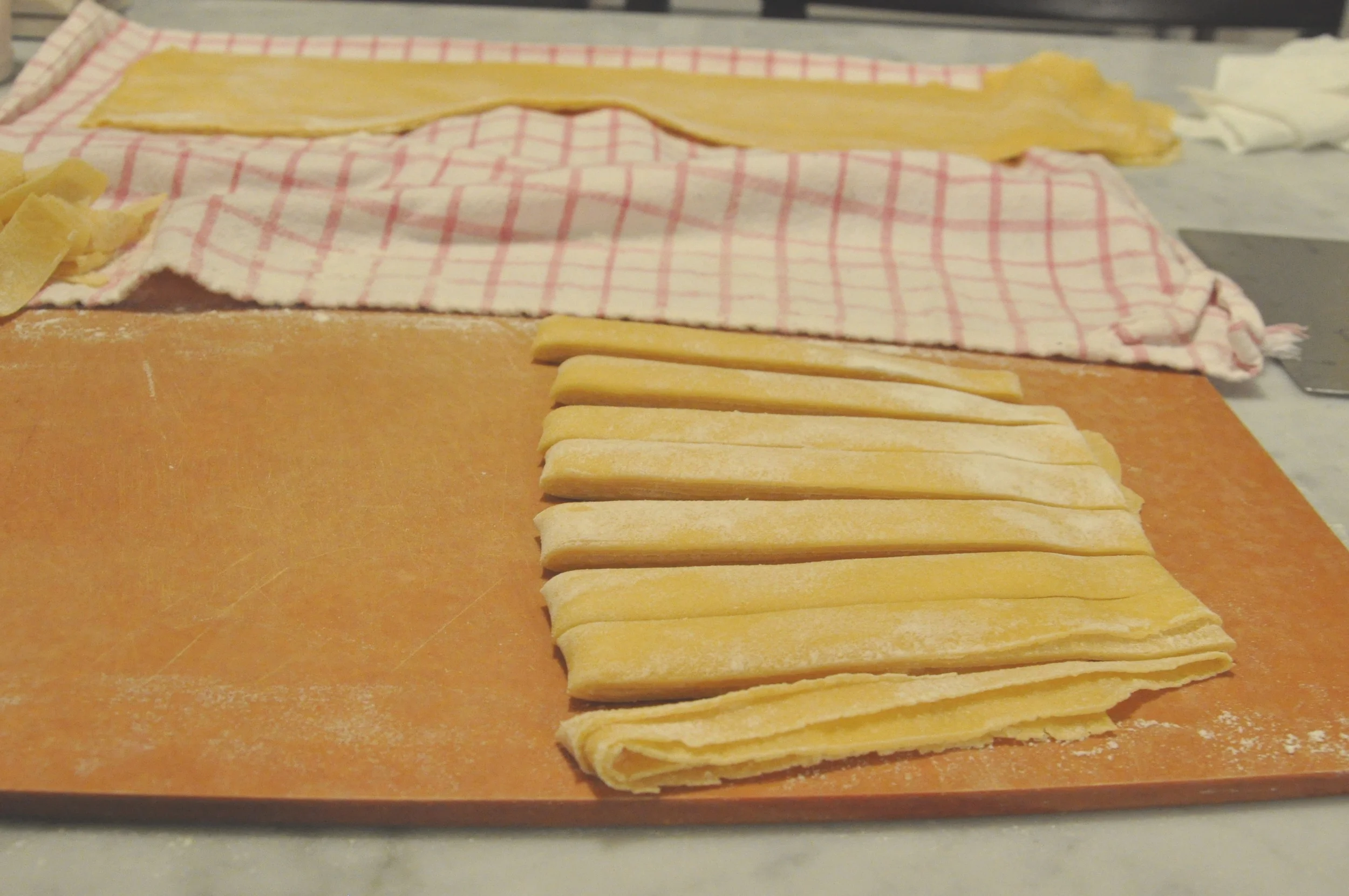 cutting_pasta2_cns.jpg