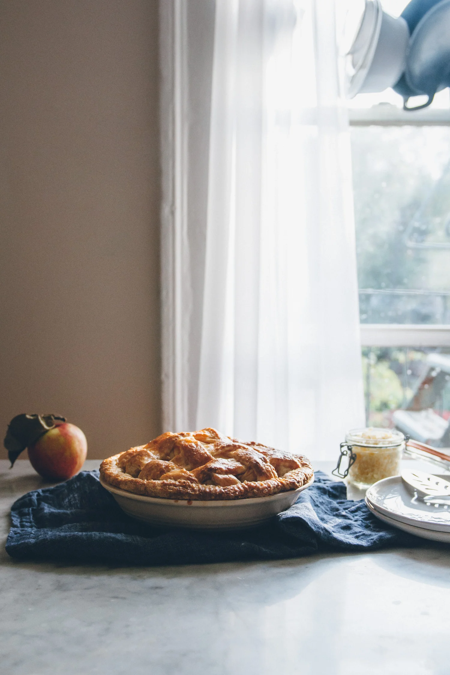 Apple Pie with a Cheddar Cheese Crust | O&O Eats