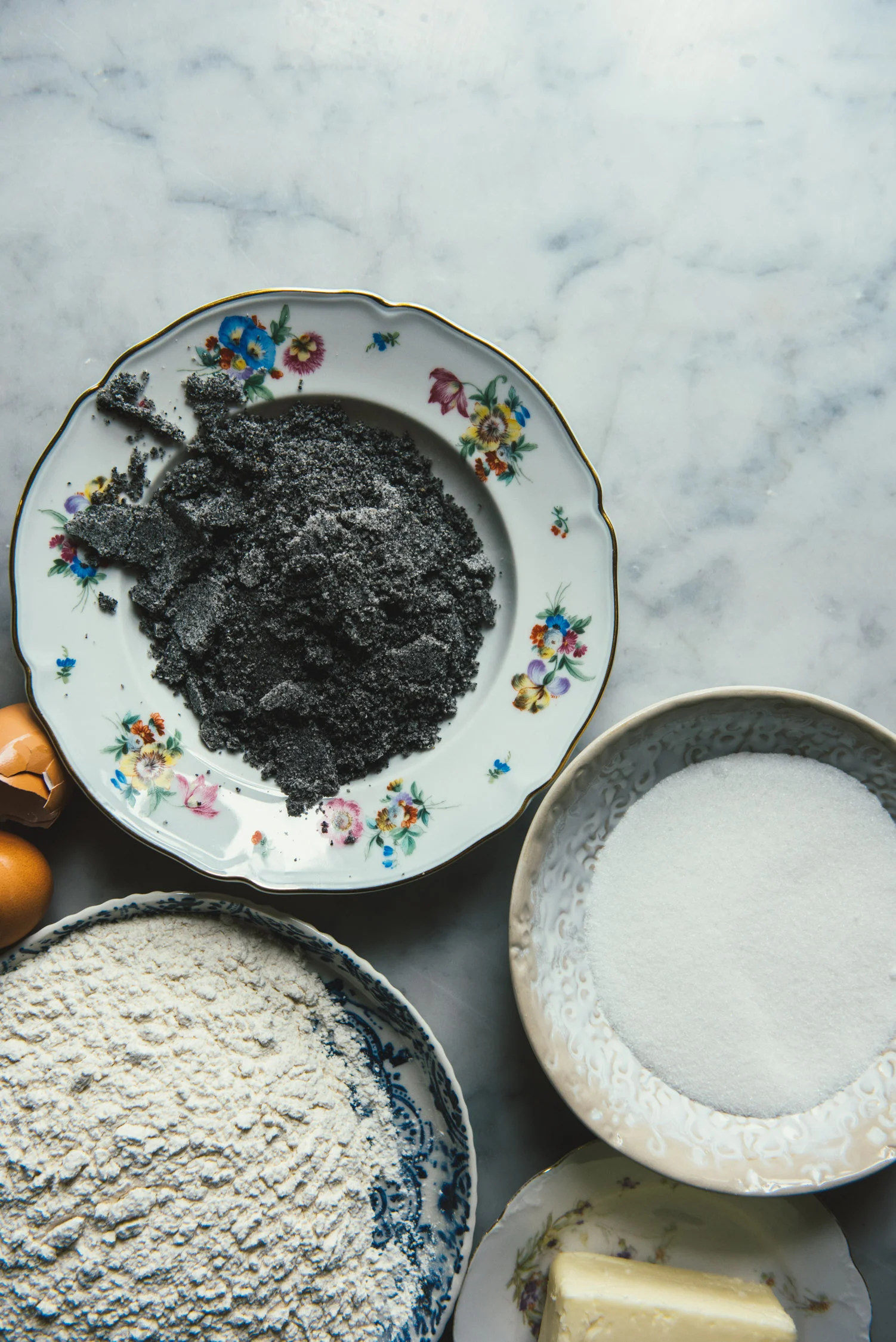 Black Sesame Cake with Citrus Curd