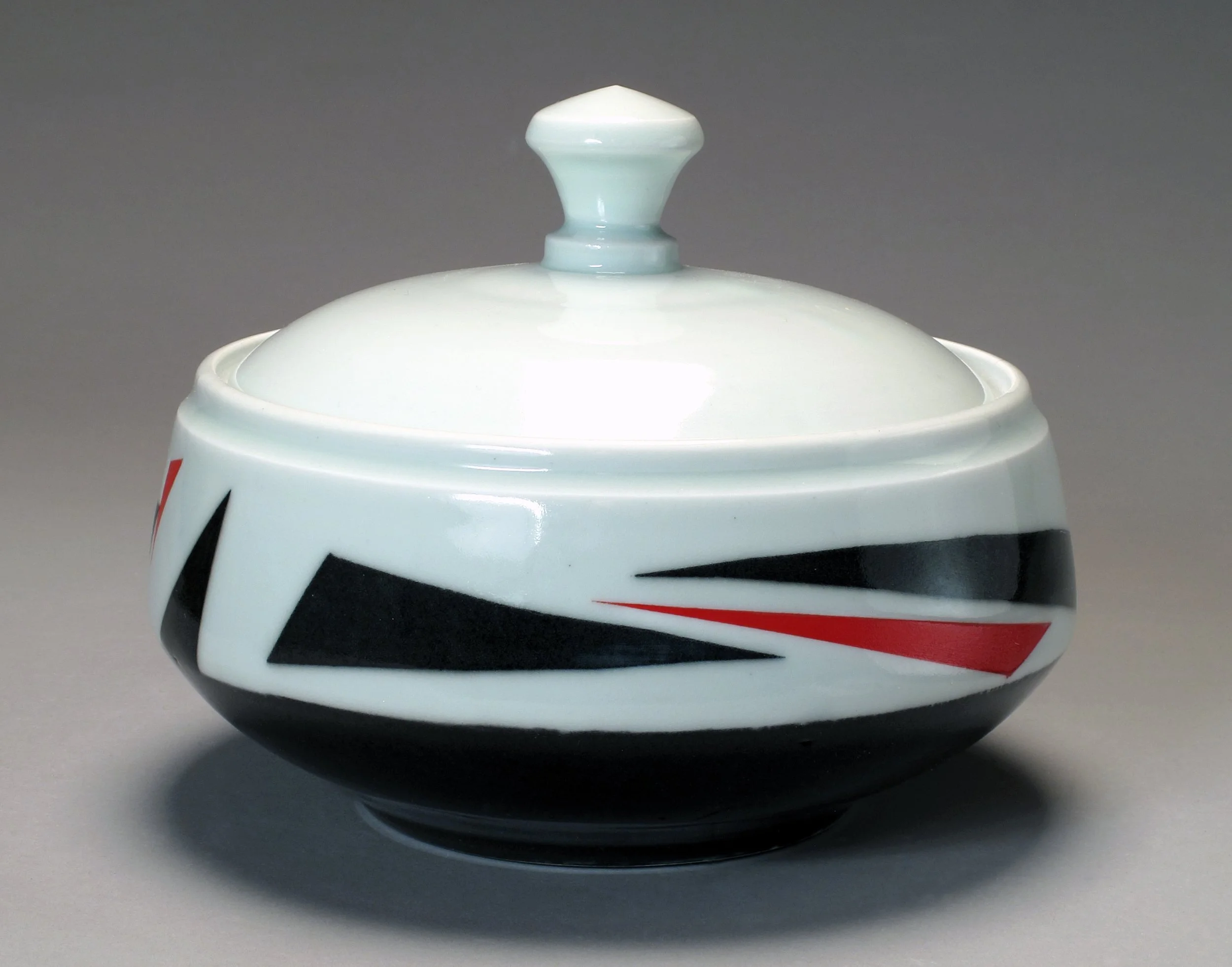 coveredjars60-e-1010.jpg