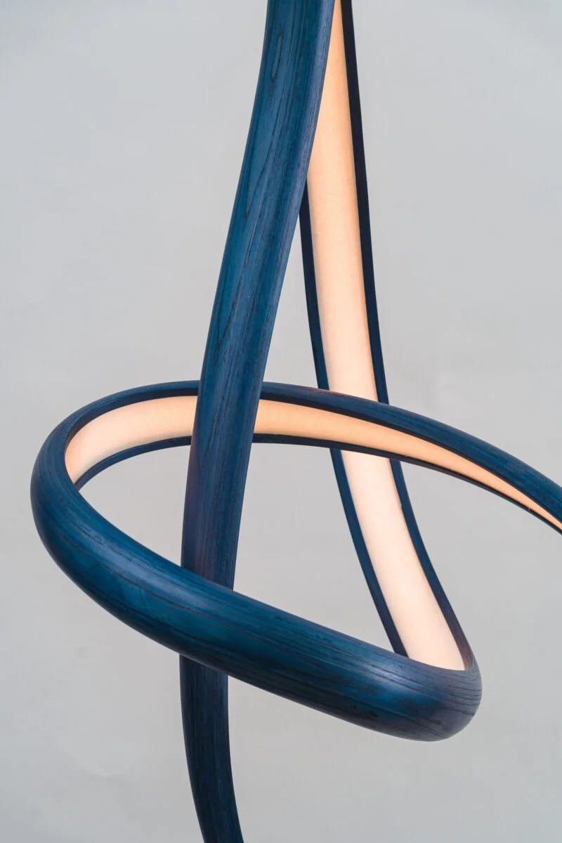 Vertical Freeform Tear Drop_2024_05.jpg