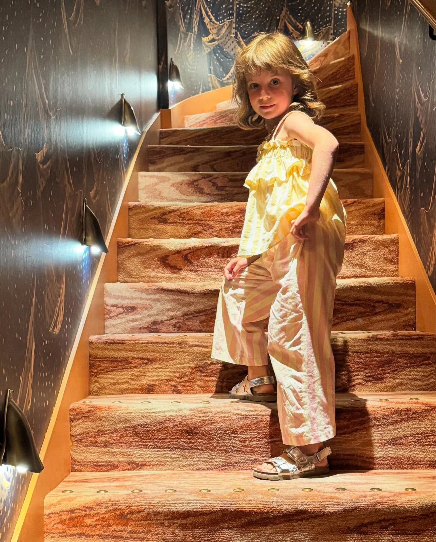 Still dreaming about all the layers in @boubale.paris with my little muse 
🕊️🎀🦜🪻🐚