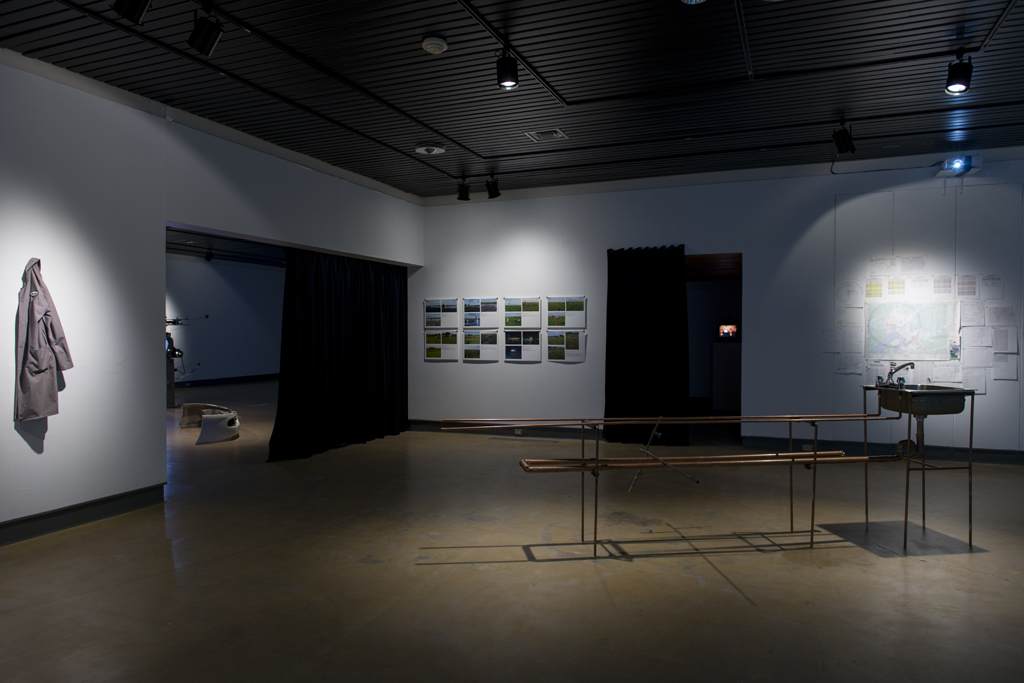  installation view - Land Lost exhibition Galerie d'art Louise et Reuben Cohen, Moncton, 2014 documentation by Mathieu Léger 