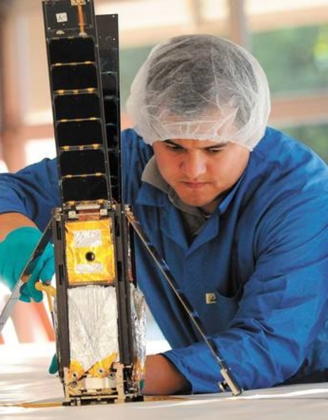 Alex Diaz, Electrical Engineer Alex has worked in the aerospace industry since graduating with a degree in Electrical Engineering from Cal Poly, San Luis Obispo. Alex has worked on a variety of projects, from high power radio telemetry for guided rockets, writing embedded software for small satellites, and designing motor drivers for control actuator systems. Alex joined RMD Systems to lead the development on the ATLAS walking machine software.