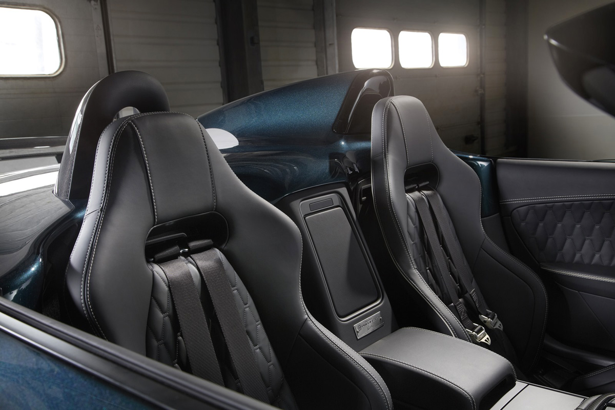 Jaguar-F-Type-Project-7-seats.jpg
