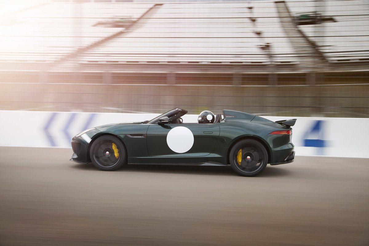 Jaguar-F-Type-Project-7-side-motion.jpg