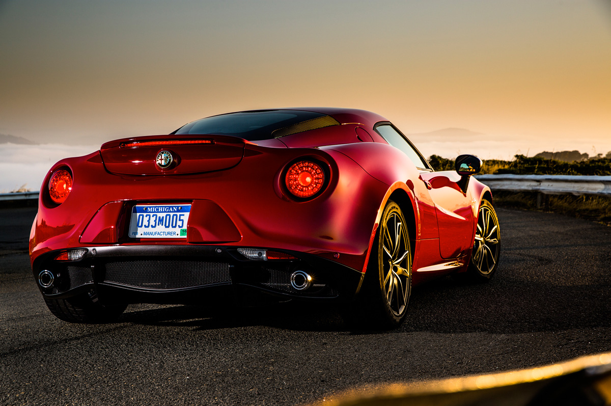 2015-alfa-romeo-4c-rear-three-quarter-03.jpg