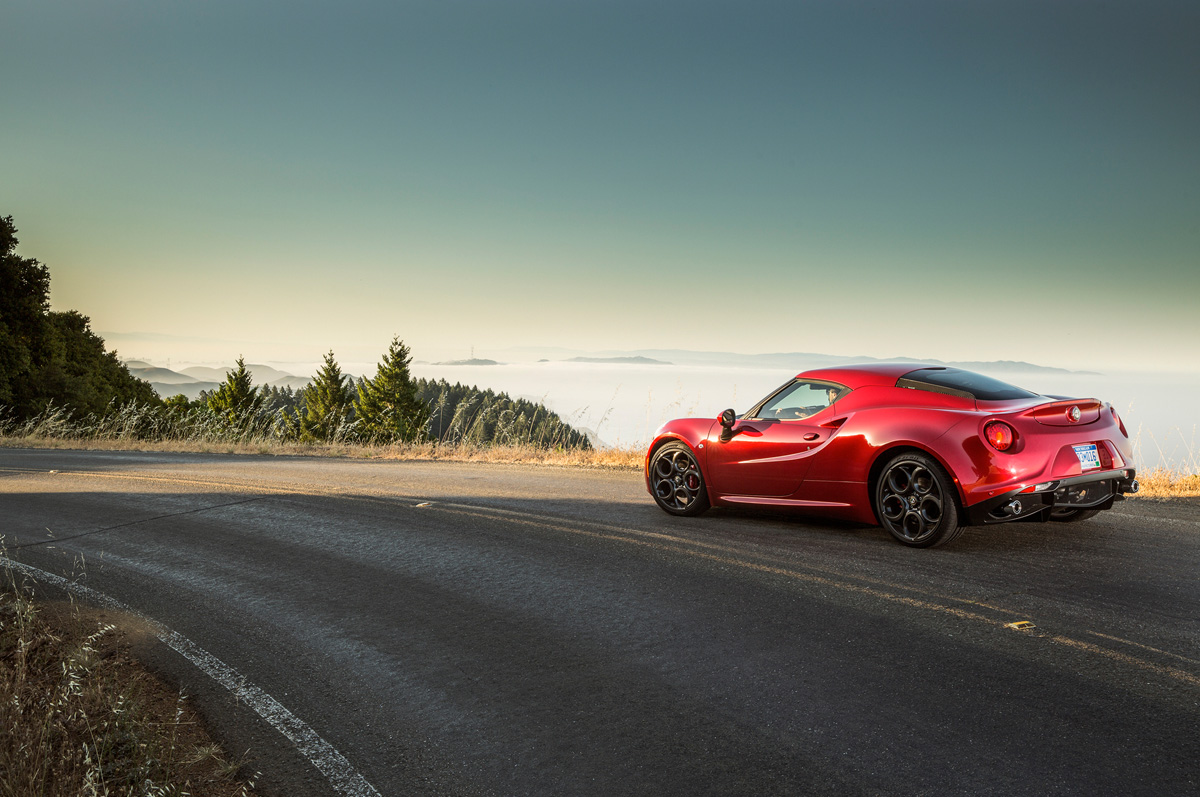 2015-alfa-romeo-4c-rear-three-quarter-static.jpg