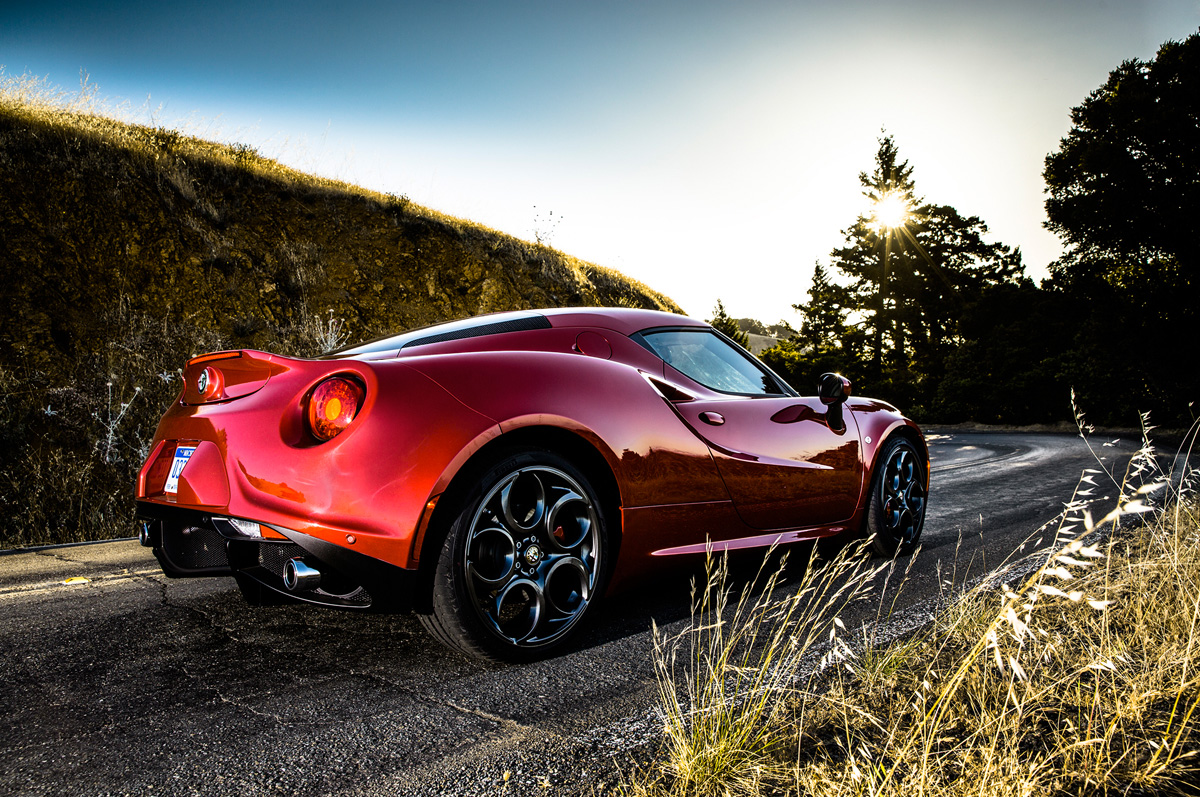 2015-alfa-romeo-4c-rear-three-quarters-static-02.jpg