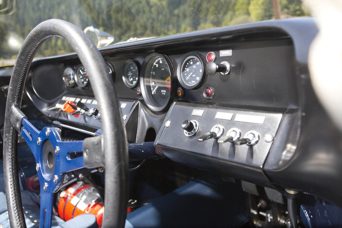 1965-ford-gt40-roadster-prototype-10-1.jpg