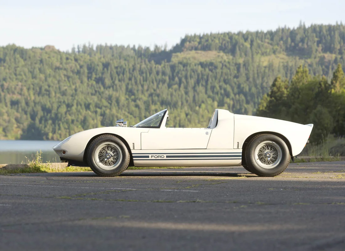 1965-ford-gt40-roadster-prototype-13-1.jpg