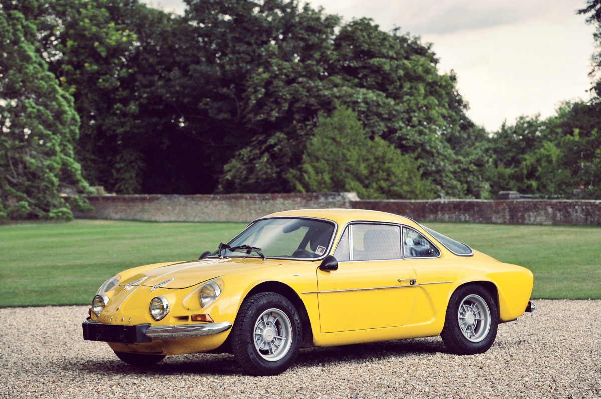 Alpine_A110_Car_1-1200x798.jpg