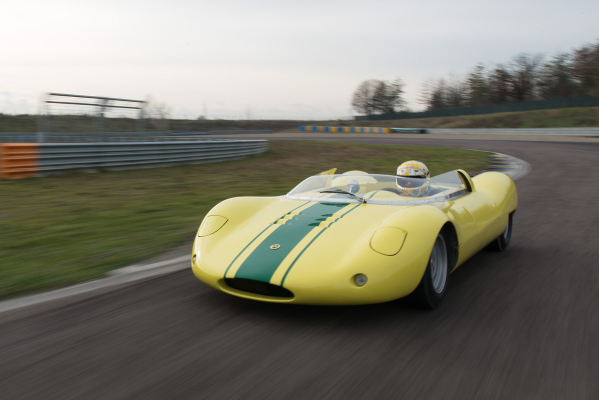 1964 De Sanctis Sport SP 1000-23.jpg