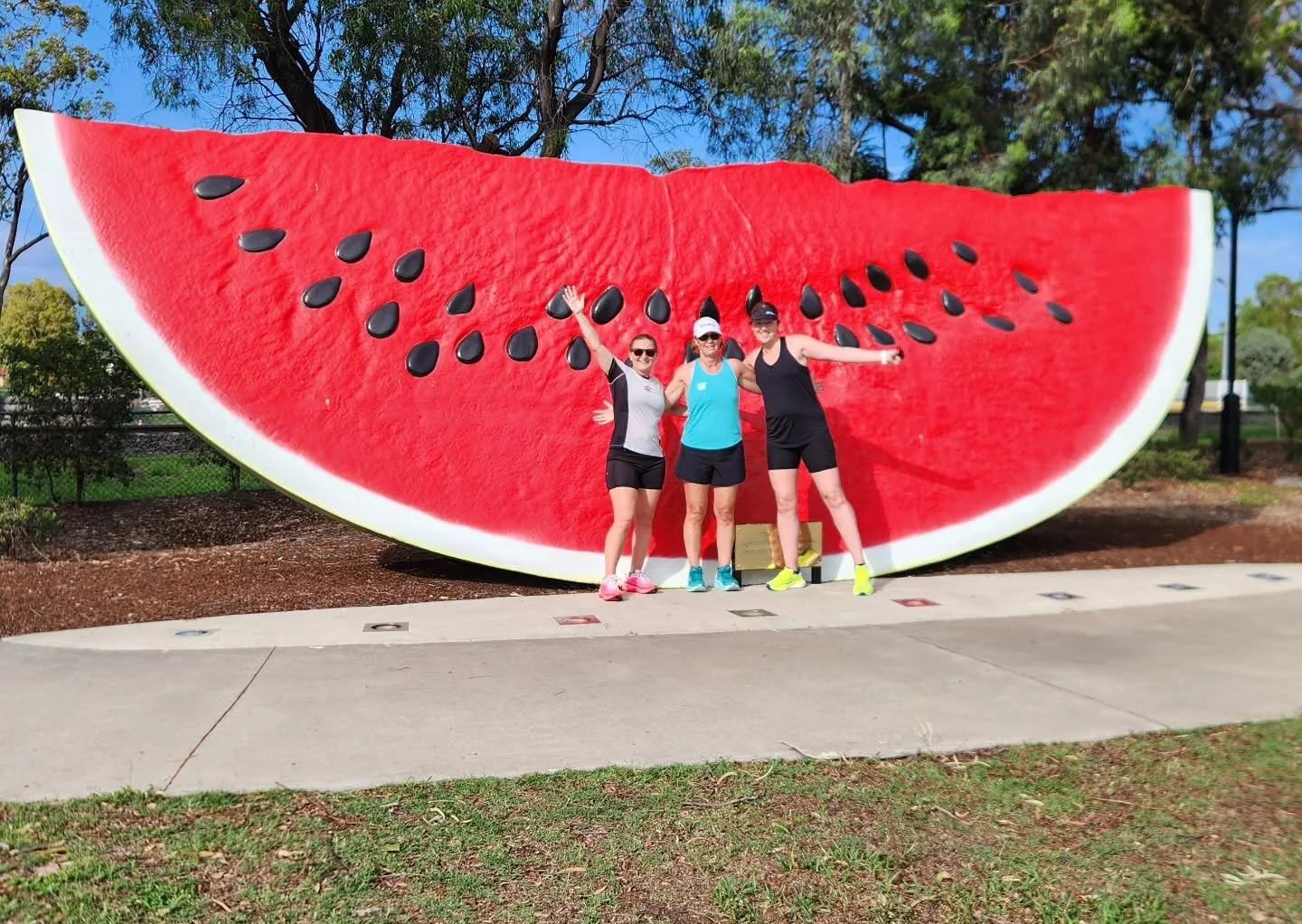 We live in different worlds but our love of running has us bonded forever. Finally made it out west to Chinchilla for some fun times &amp; a little run to the watermelon &amp; back 🍉

Forever grateful to @runningmumsaustralia for bringing me togethe