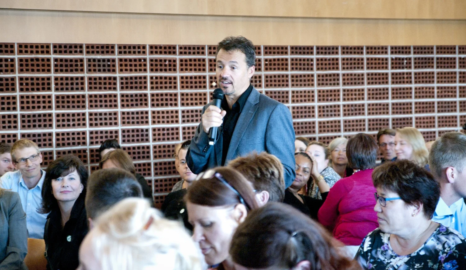 Eric Edmeades in Helsinki 1 ss optimoitu.jpg