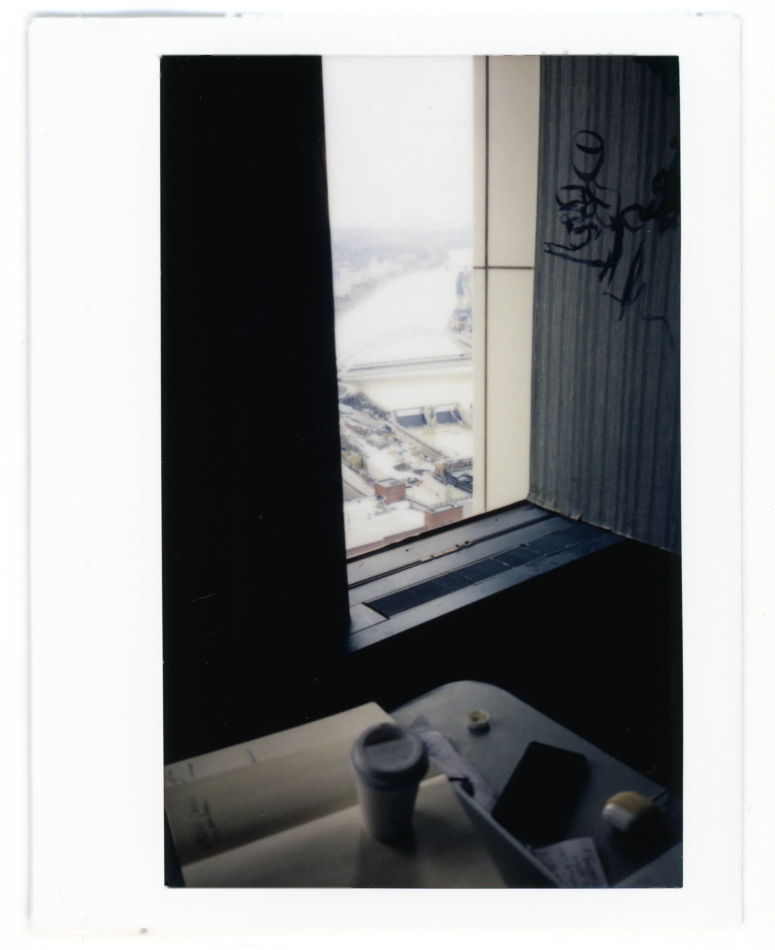 18_3-Instax_Met_005.jpg