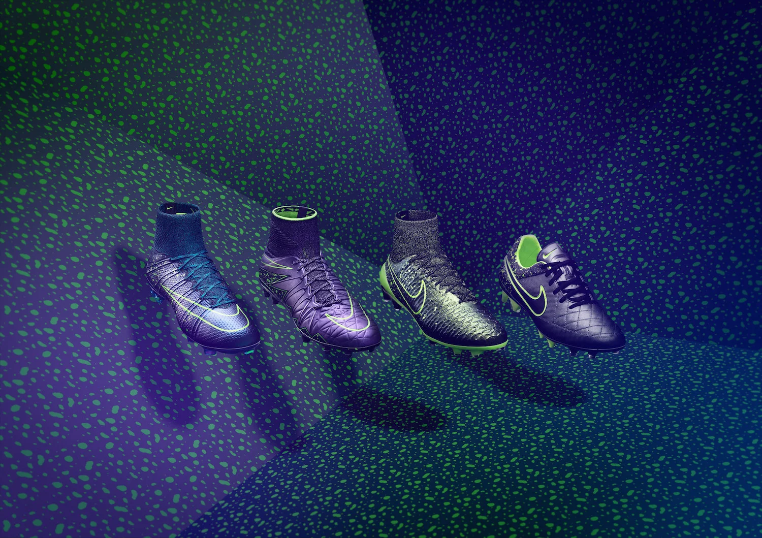 Nike Electro Flare Pack