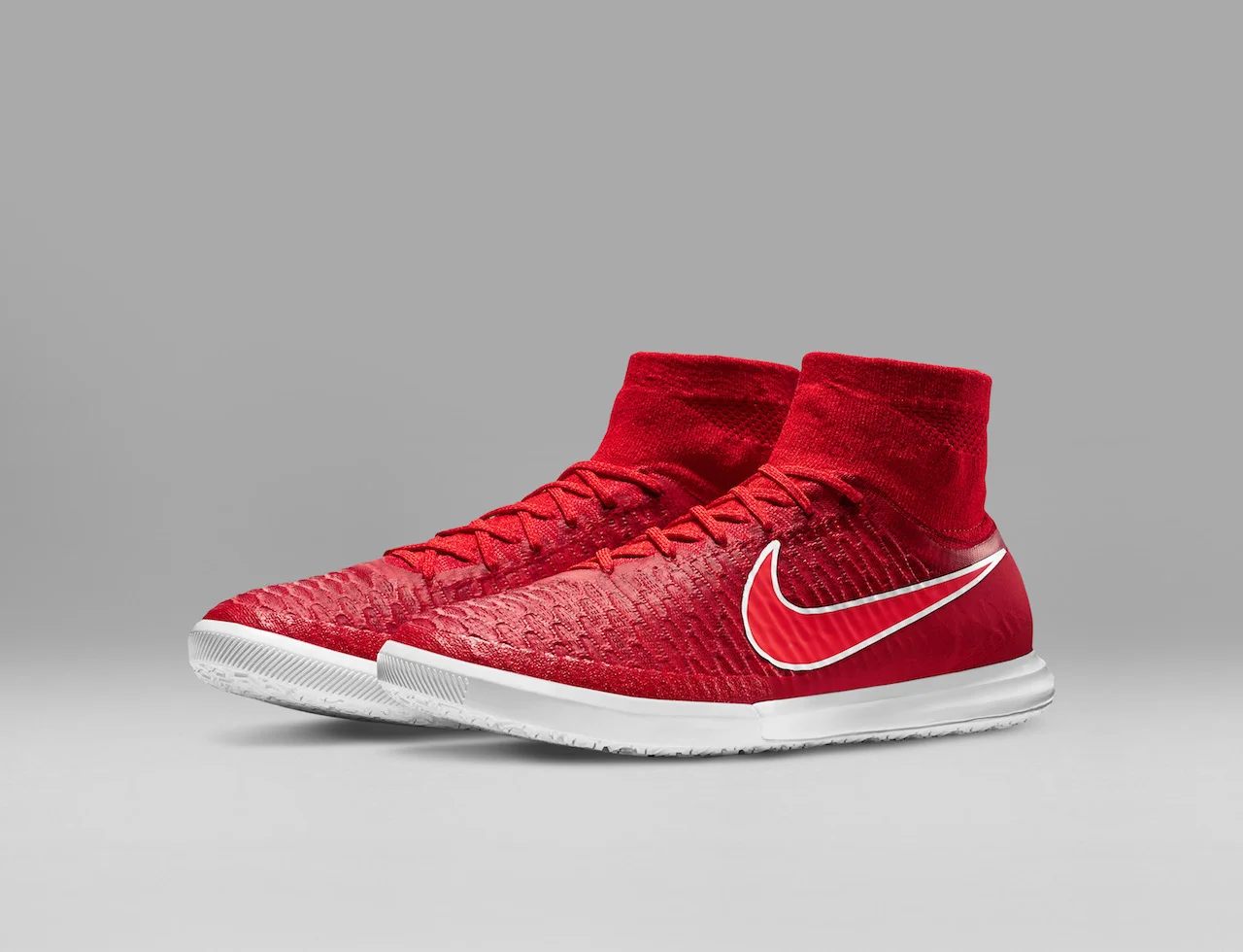 nike magistax red