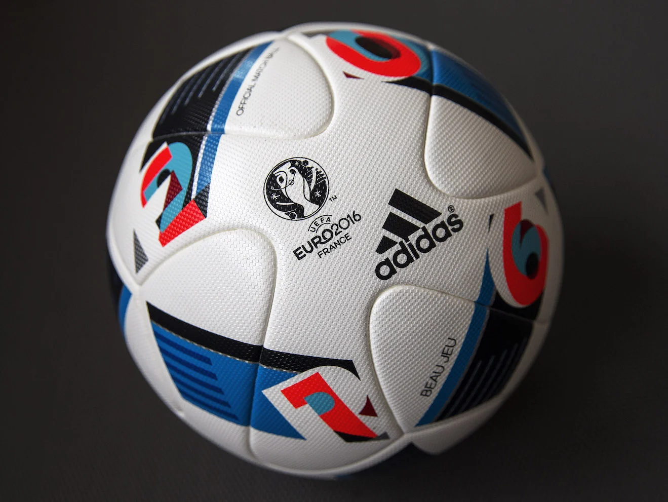 adidas-euro-2016-ball.jpg