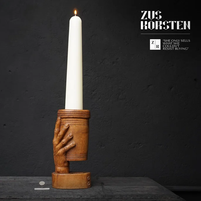 Hand-Candleholder-01.jpg