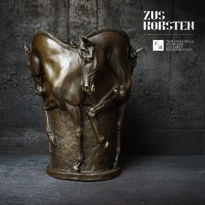 Horse-Vase-01.jpg