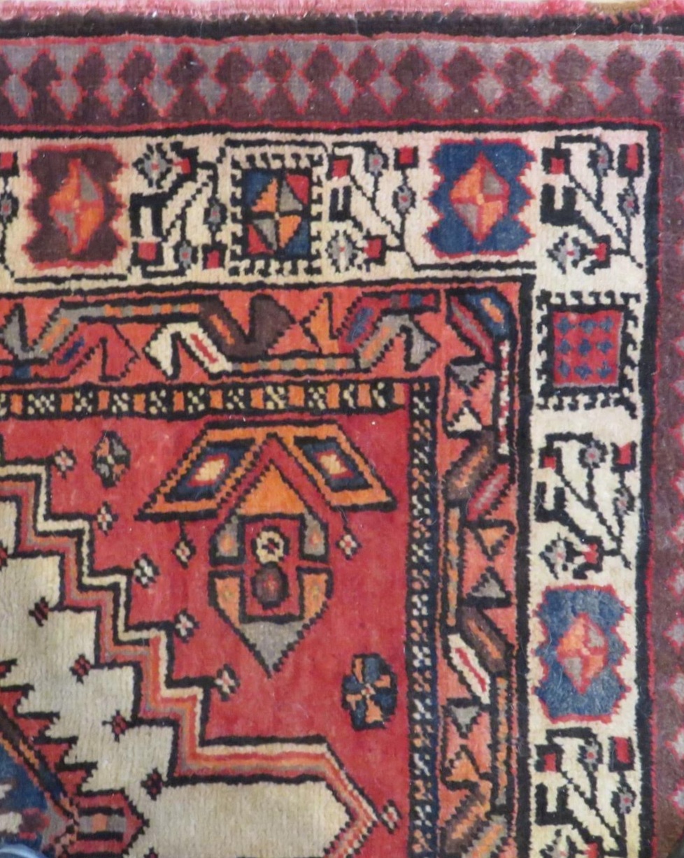 ARDEBIL Runner detail (2019/B6)