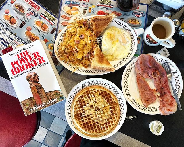 One month and 1058 pages left in #CUNYJ18 winter break!
.
Shoutout to Channey and the folks at the Calvert City, Kentucky @wafflehouseofficial for the wonderful coffee, country ham and southern poutine: chunked, covered and country (gravy not pictured.)
.
#WaffleHouse #RobertMoses #Kentucky #RobertCaro #Waffle #Coffee #Foodstagram #eeeeats #FixTheGoddamnSubway