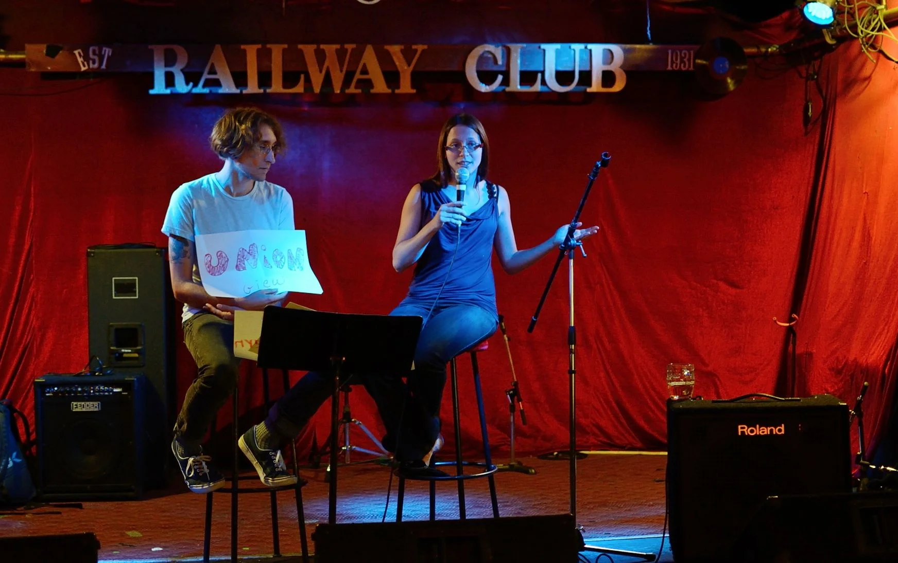Jasper Heaton and Aida Roige Mas discuss "union views" of love at the Railway Club.