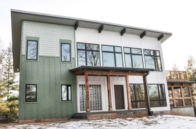 cabinreno2.jpg