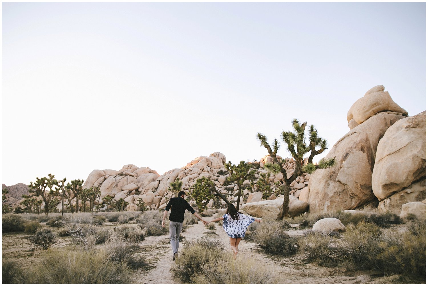 joshuatree_weddingphotographer_destinationweddingphotographer_emilychidesterphotography_0036.jpg