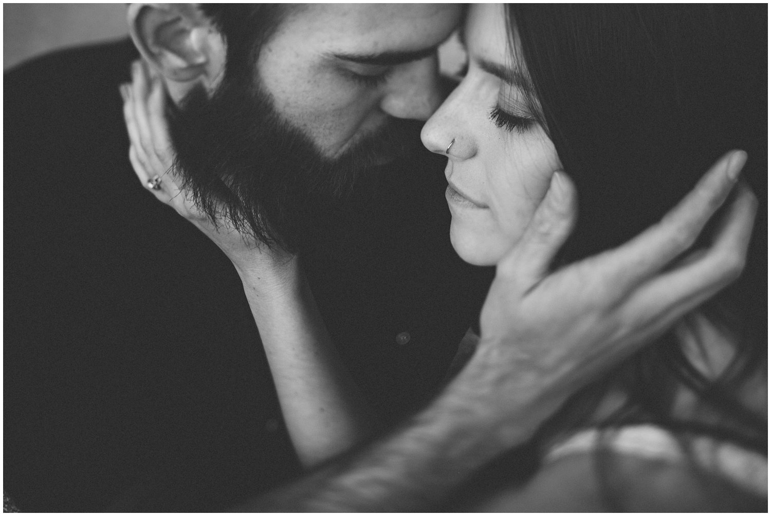 joshuatree_weddingphotographer_destinationweddingphotographer_emilychidesterphotography_0042.jpg