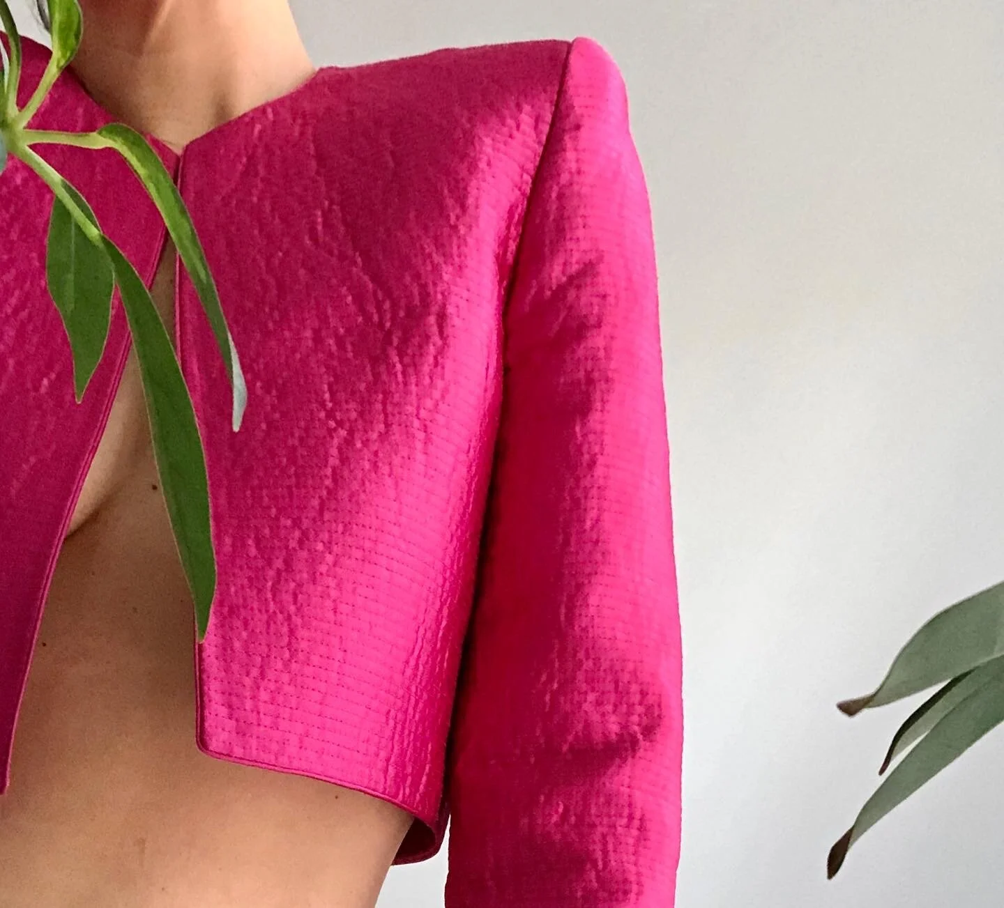 5838F516-8138-43F7-A649-A828DEAFE5B2