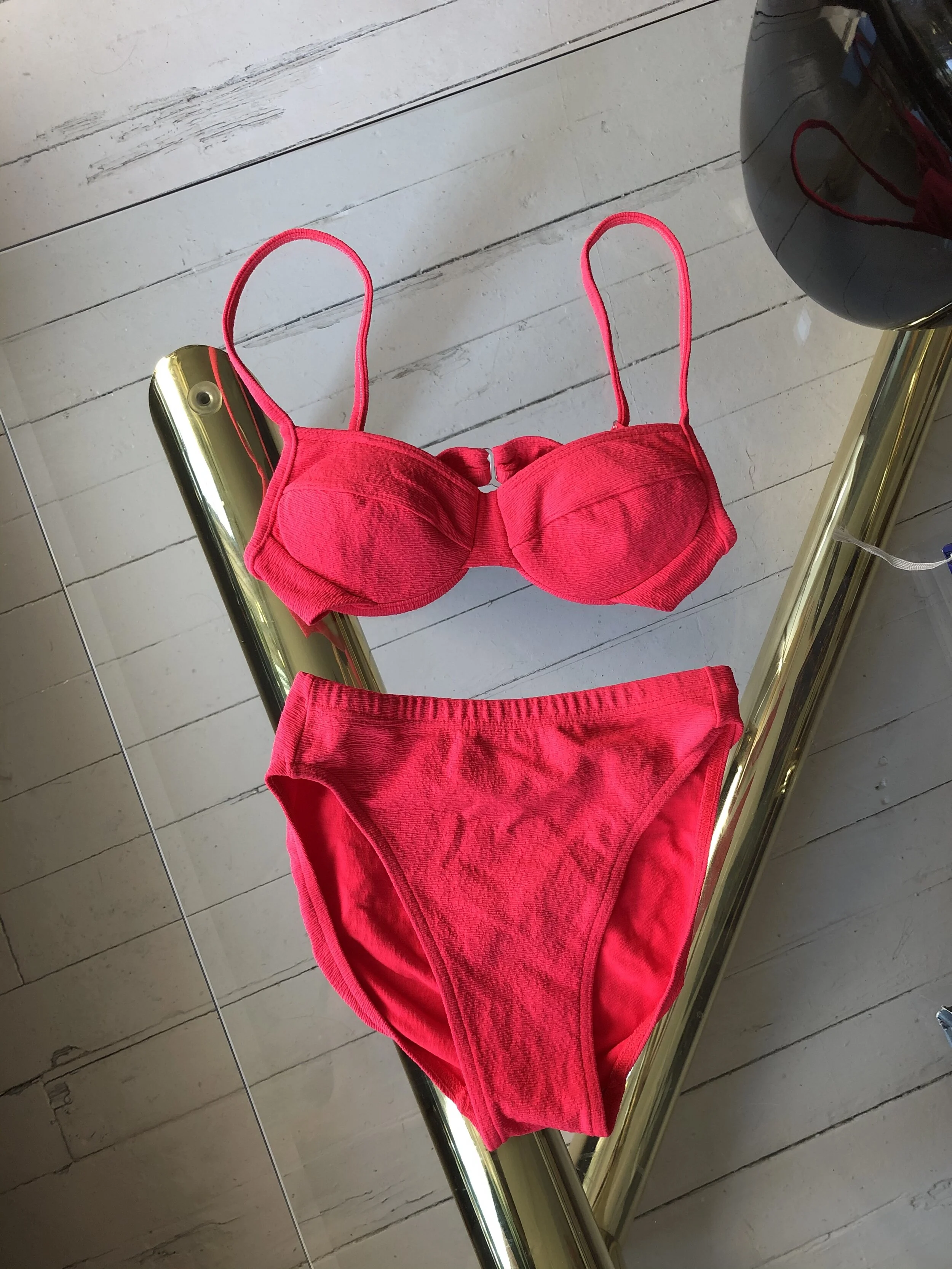 E56A3A5B-CBB9-493B-A069-5AAC5EE96349