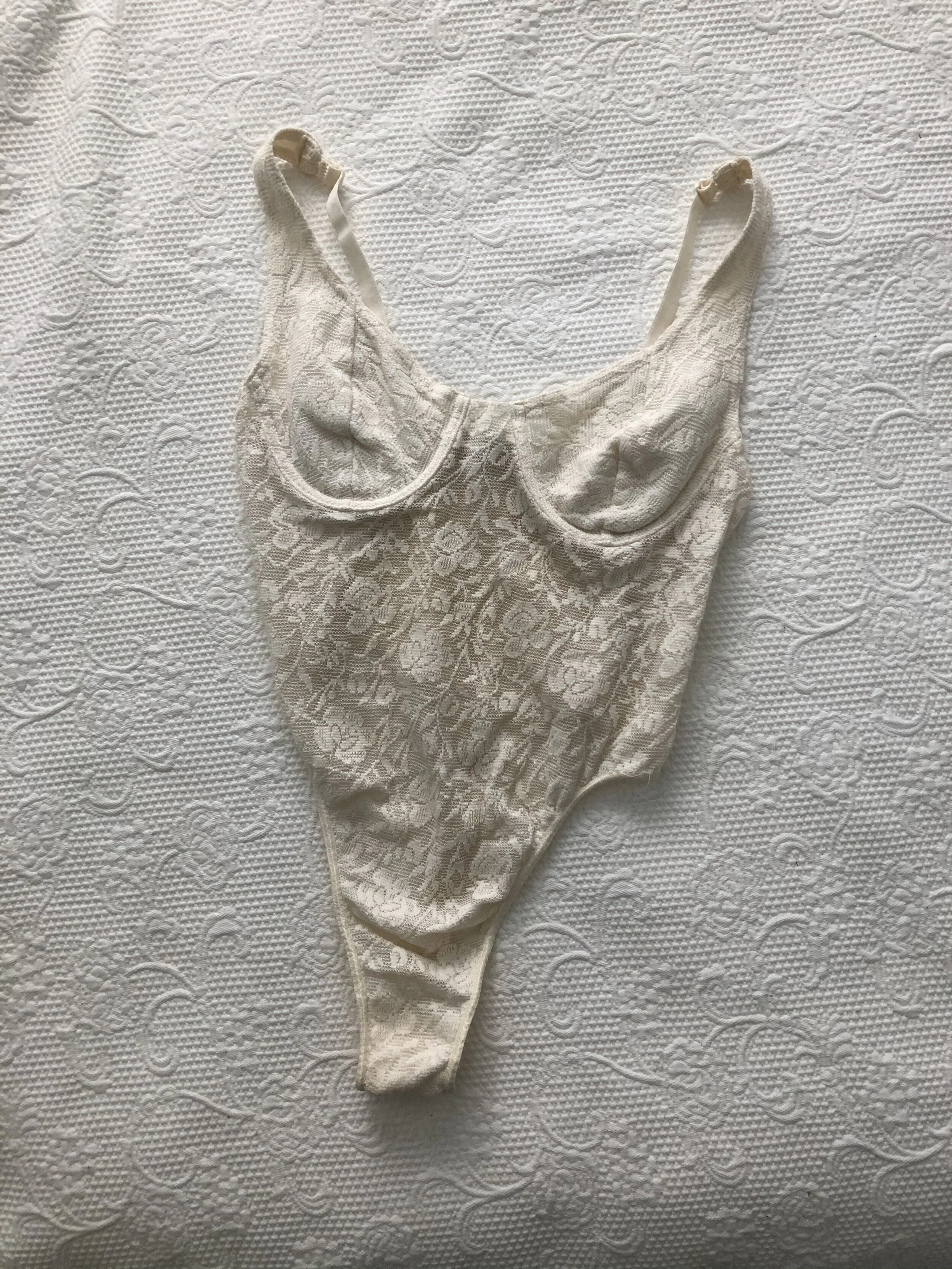 1EFC9594-A027-4B1B-B144-C0068D64DB0E