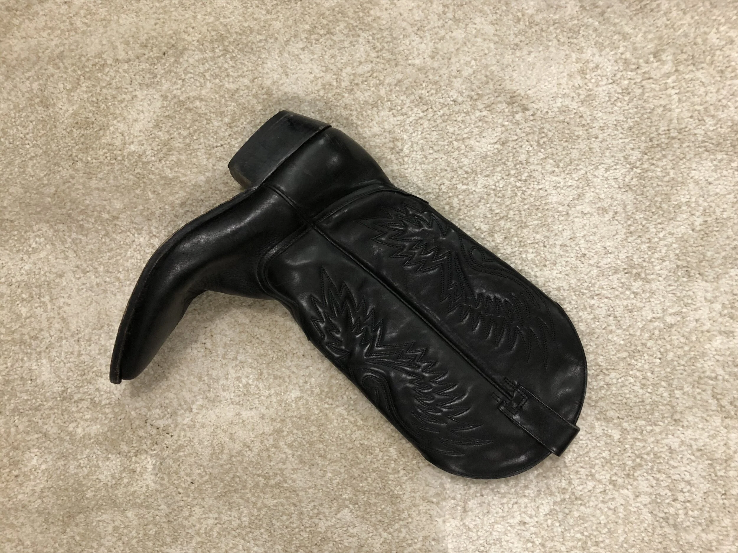 E3D520E2-F1B1-45D2-9EF5-EBD87758E237