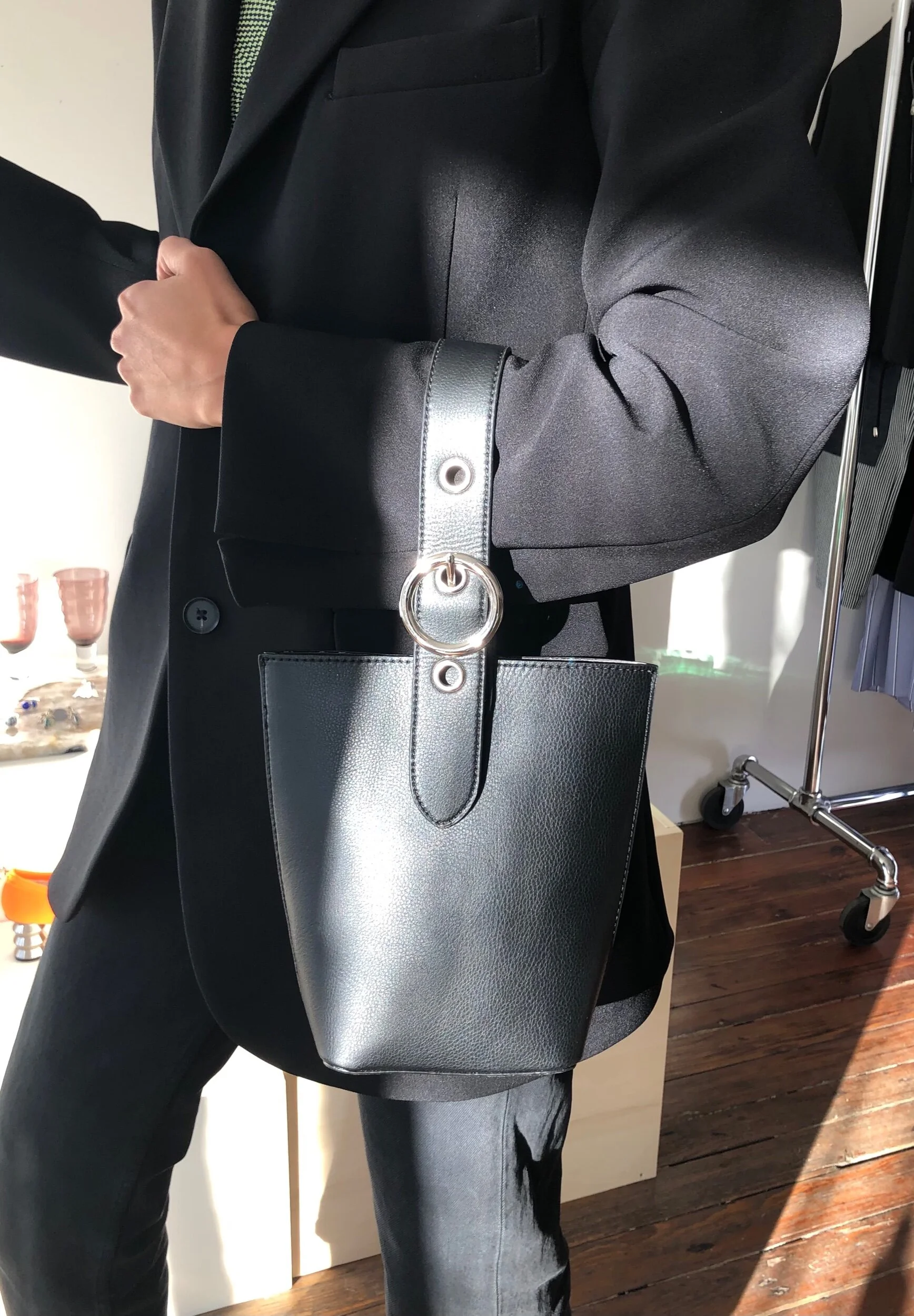 1521C985-5806-4D81-A985-3F0E777DA52F