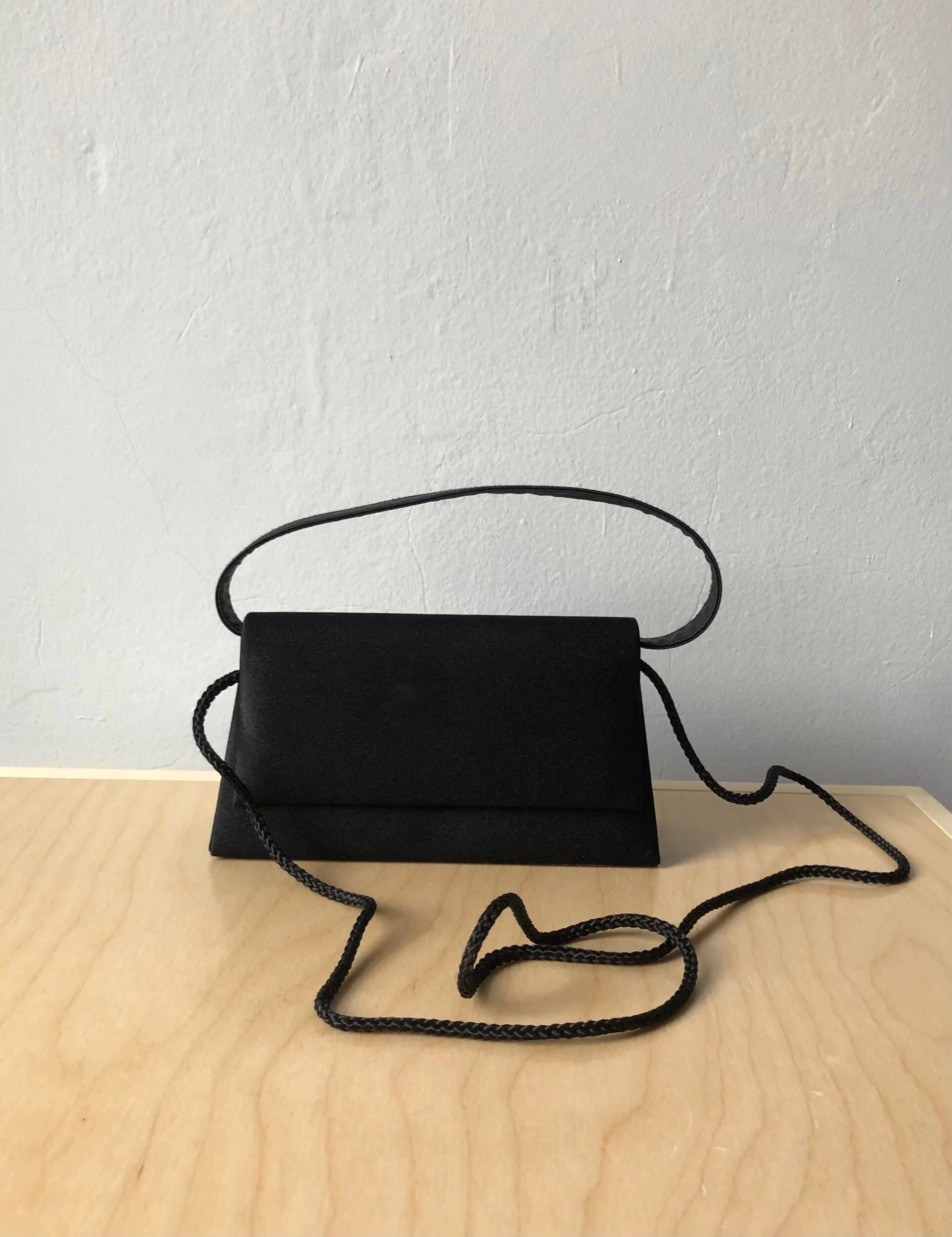 EFE24CC8-B777-48E2-9625-9383AF9E8097