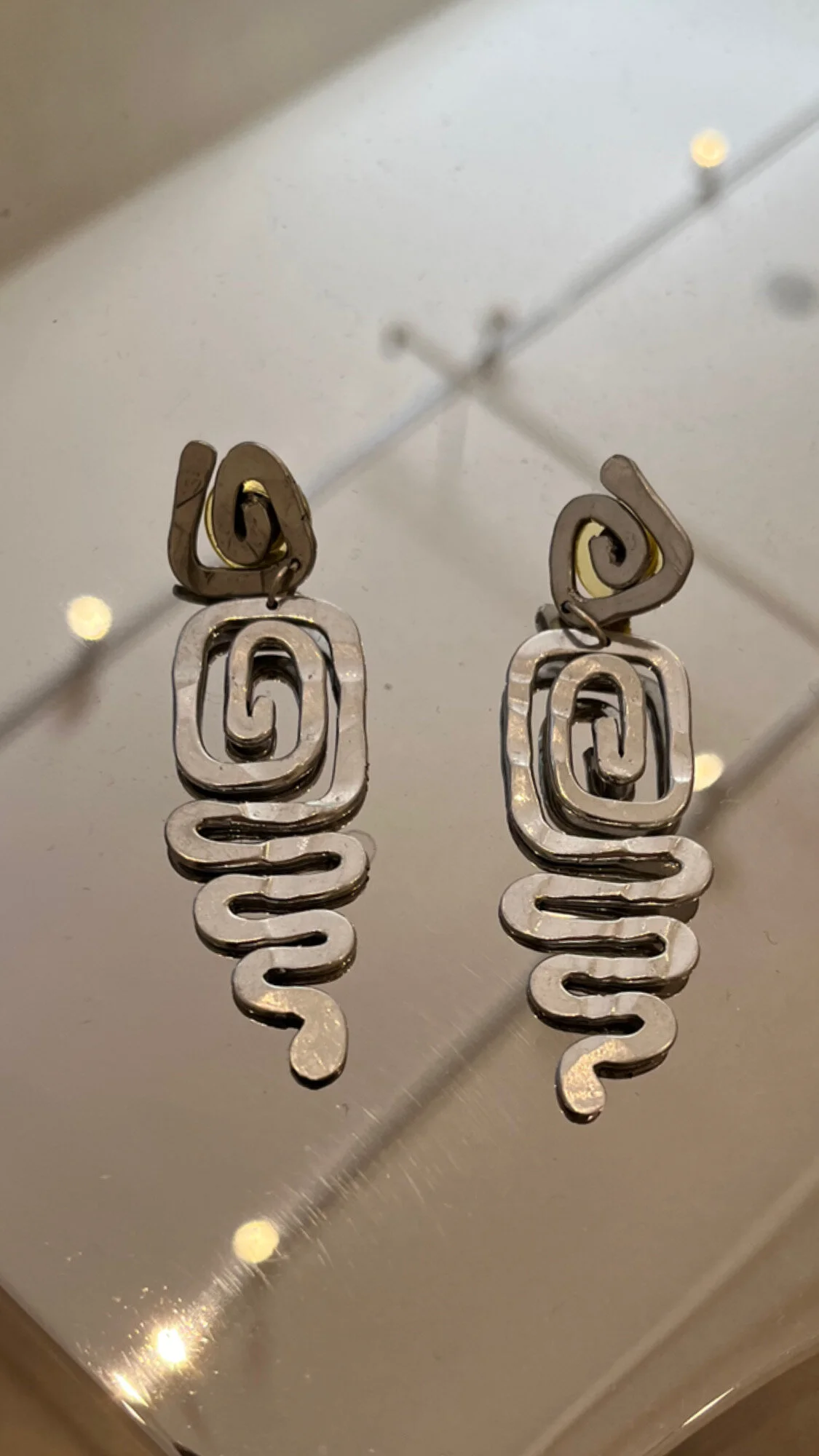 9F07E64A-BC9F-4BBB-ADA7-2E8037DF989D