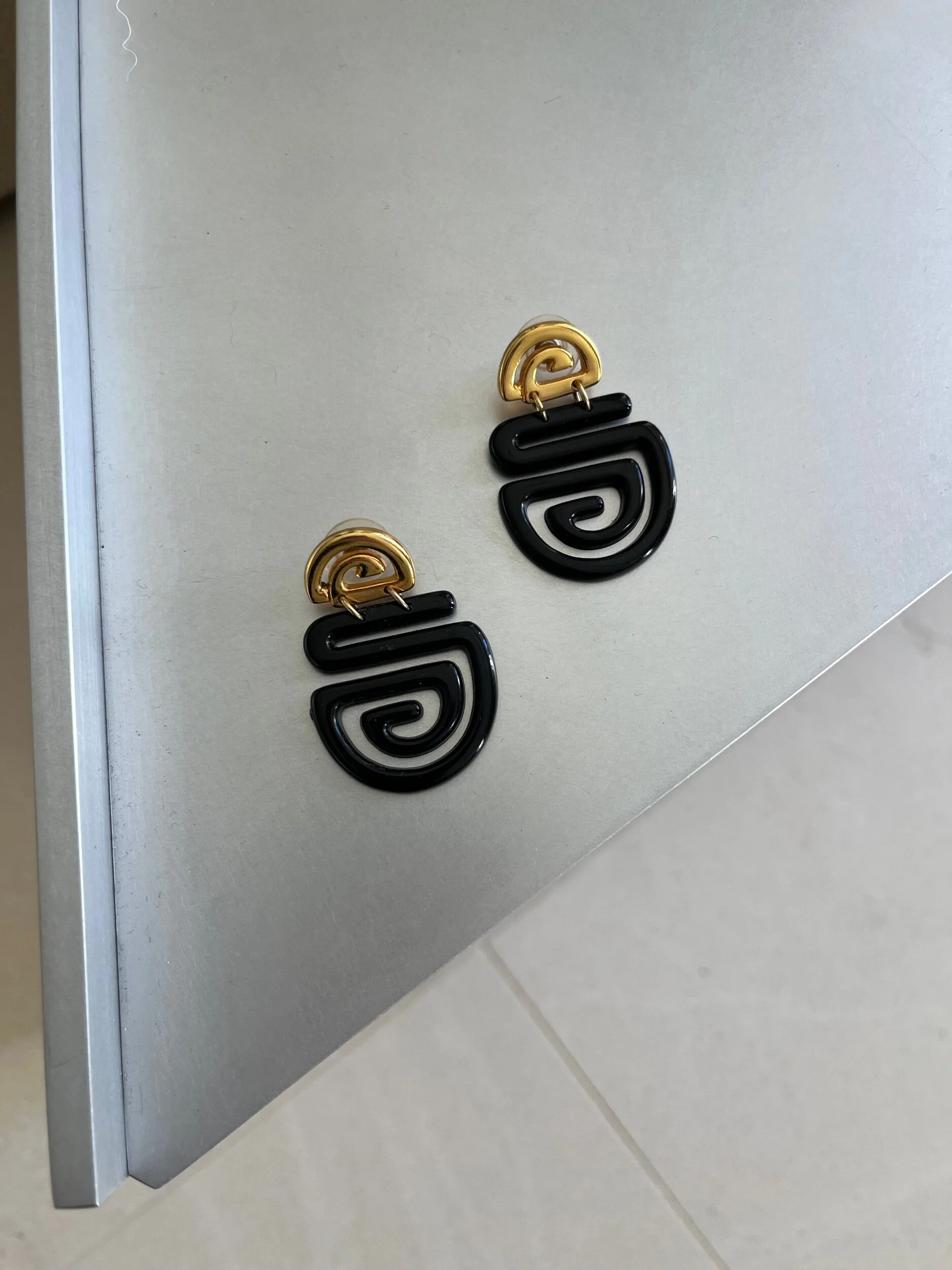 15A24739-8EF6-4FC6-8E6D-6A1653C28150