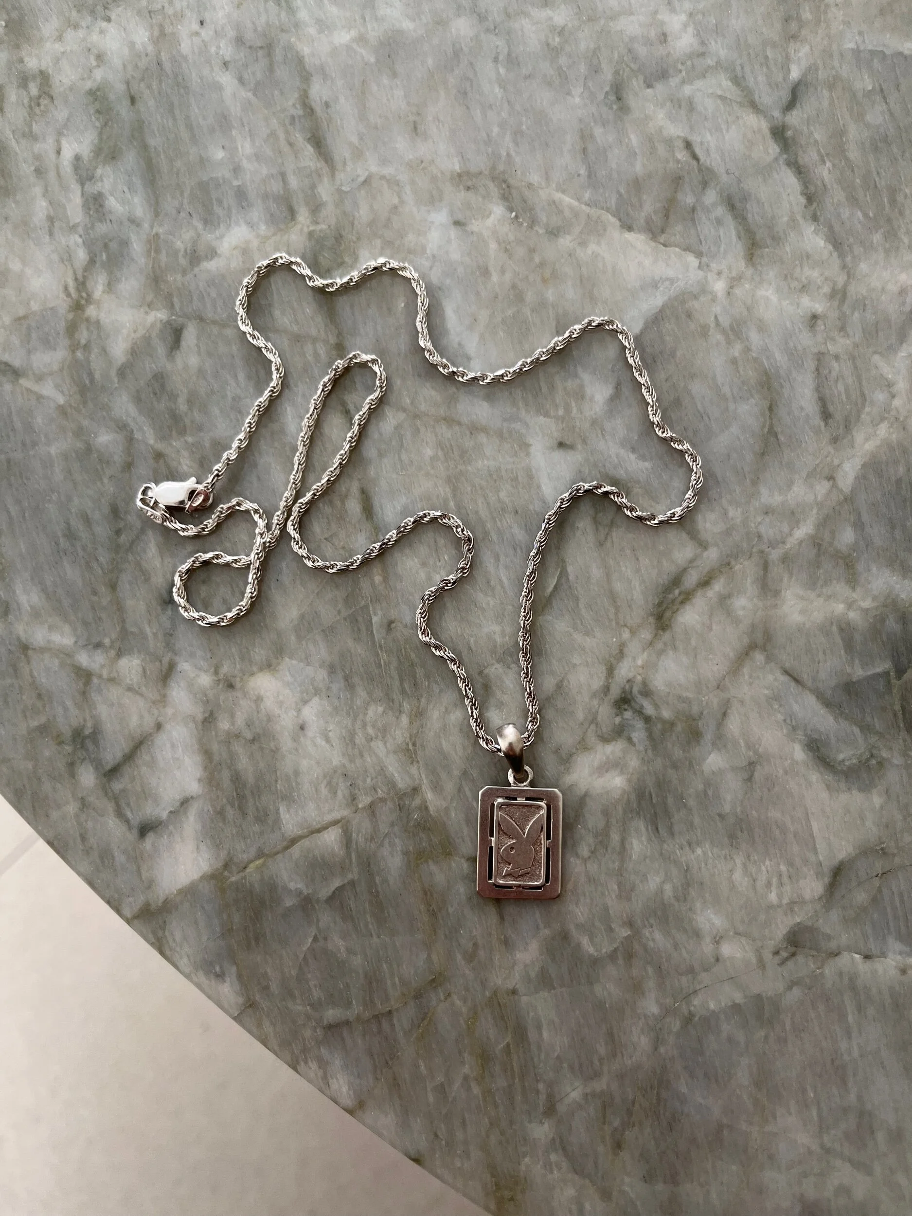 6002FDF1-17A6-40CA-B9D3-7CF7274F3C64