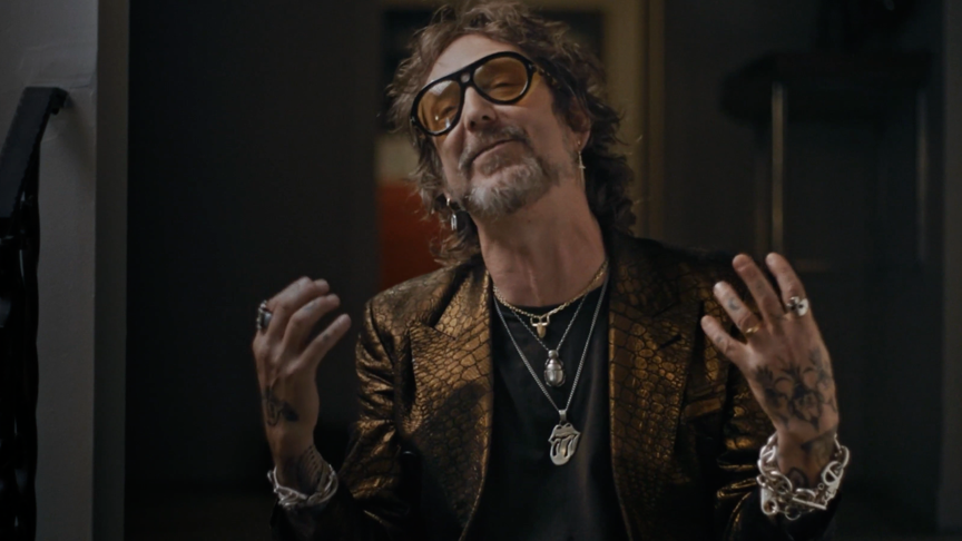 Chris Robinson.png